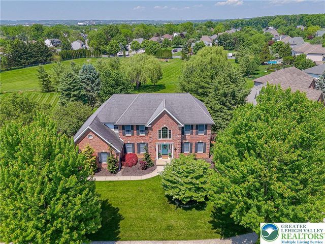 230 Hopewell Drive, Allentown City, PA 18104