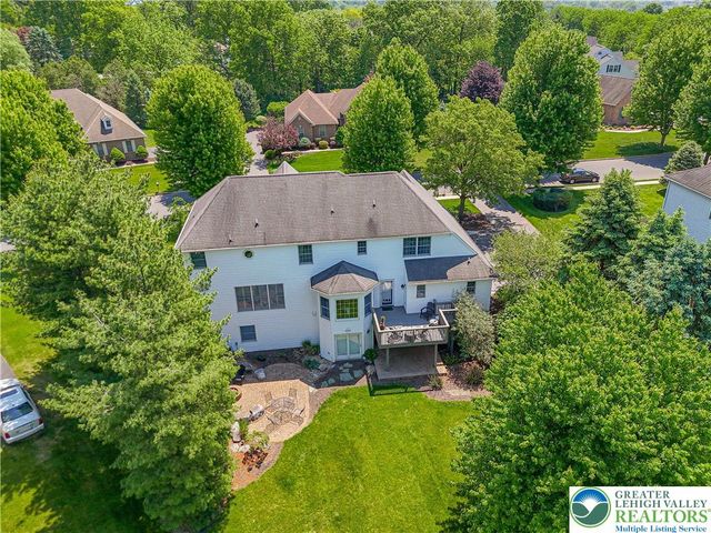 230 Hopewell Drive, Allentown City, PA 18104