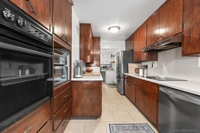 3960 Apore St, La Mesa, CA 91941