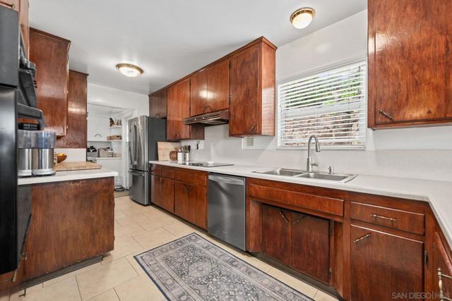 3960 Apore St, La Mesa, CA 91941