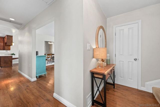 3960 Apore St, La Mesa, CA 91941