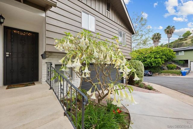 3960 Apore St, La Mesa, CA 91941