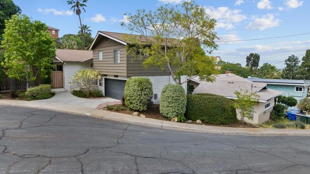 3960 Apore St, La Mesa, CA 91941