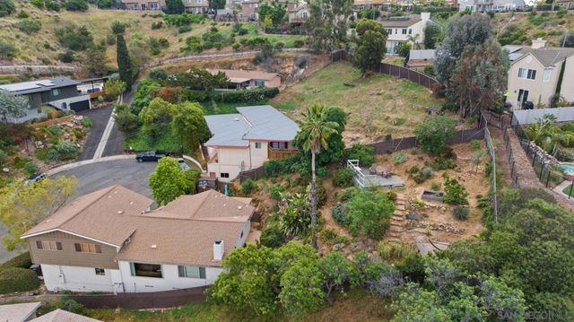 3960 Apore St, La Mesa, CA 91941