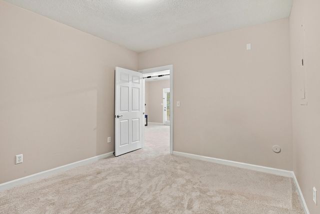 4309 CHAMPLAIN CT, Columbia, MO 65203