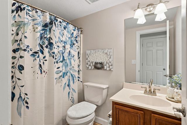 4309 CHAMPLAIN CT, Columbia, MO 65203