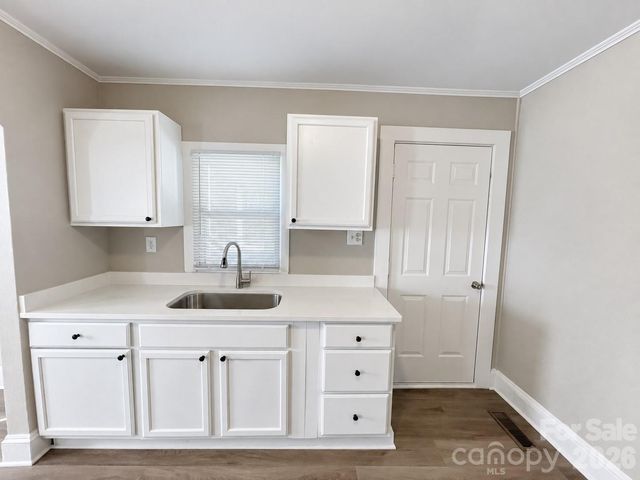 711 West Rice Street, Landis, NC 28088