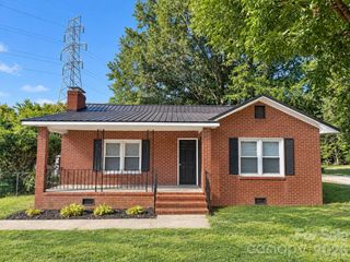 711 West Rice Street, Landis, NC 28088