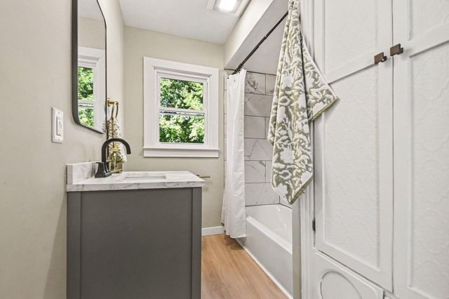 961 Ariebill Street Sw, City Of Wyoming, MI 49509