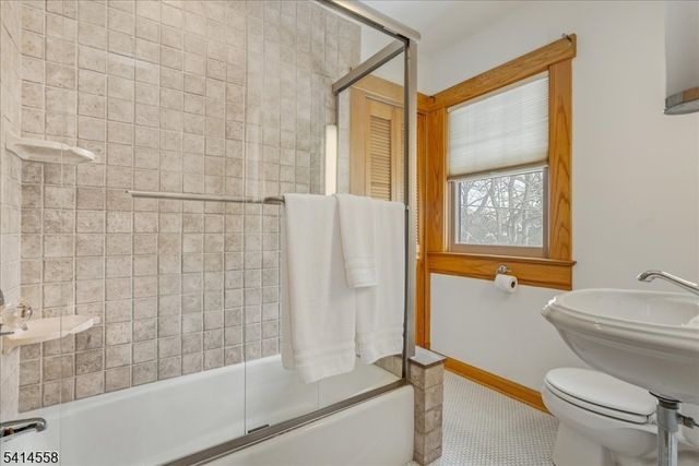 15 Garfield Pl, Montclair Twp., NJ 07043