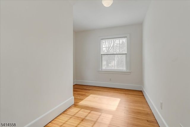 15 Garfield Pl, Montclair Twp., NJ 07043