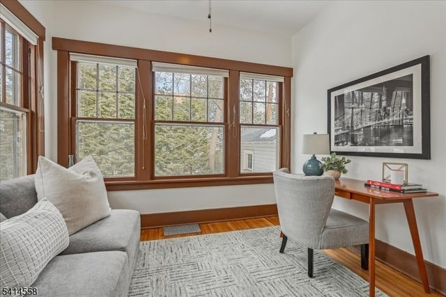 15 Garfield Pl, Montclair Twp., NJ 07043