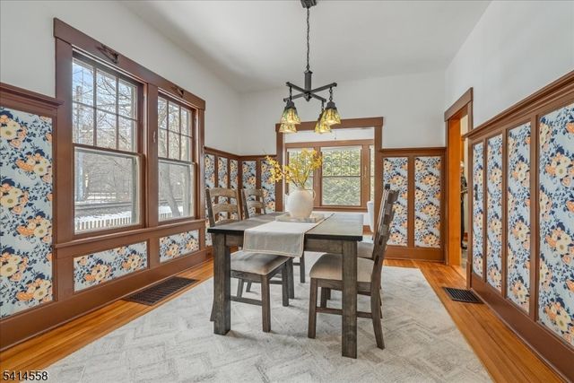 15 Garfield Pl, Montclair Twp., NJ 07043