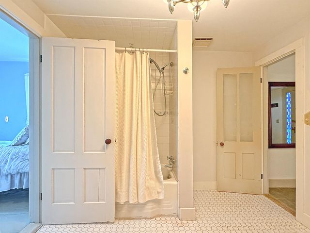 2442 Maple Street, Waltham, VT 05491