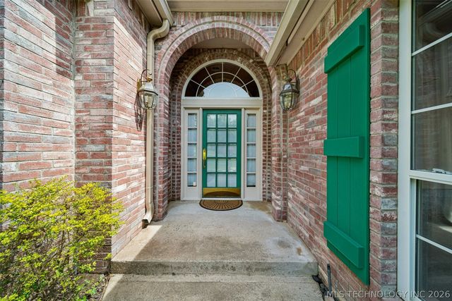 201 W Deer Valley Drive, Catoosa, OK 74015