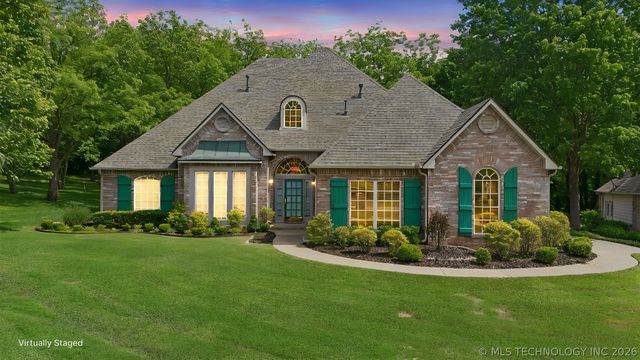 201 W Deer Valley Drive, Catoosa, OK 74015