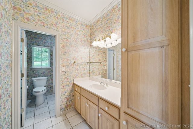 201 W Deer Valley Drive, Catoosa, OK 74015