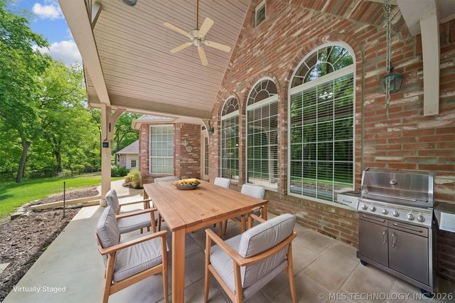 201 W Deer Valley Drive, Catoosa, OK 74015