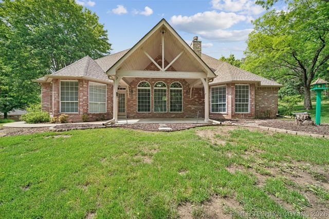 201 W Deer Valley Drive, Catoosa, OK 74015