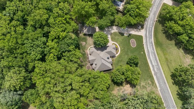 201 W Deer Valley Drive, Catoosa, OK 74015