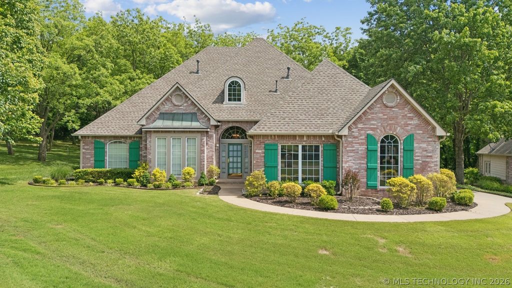 201 W Deer Valley Drive, Catoosa, OK 74015