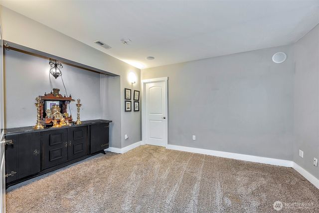 5235 279th Avenue NE, Redmond, WA 98053