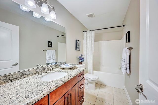 5235 279th Avenue NE, Redmond, WA 98053