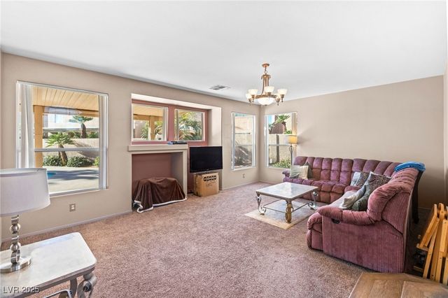 3805 Crema Court, Las Vegas, NV 89129