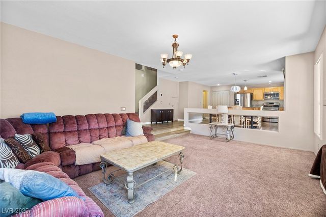 3805 Crema Court, Las Vegas, NV 89129