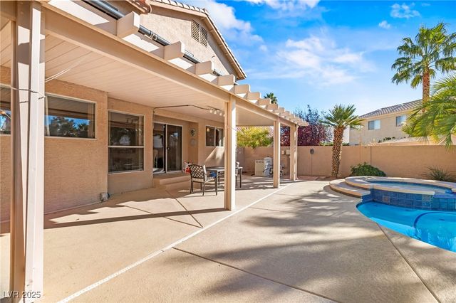 3805 Crema Court, Las Vegas, NV 89129