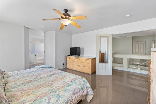 3805 Crema Court, Las Vegas, NV 89129