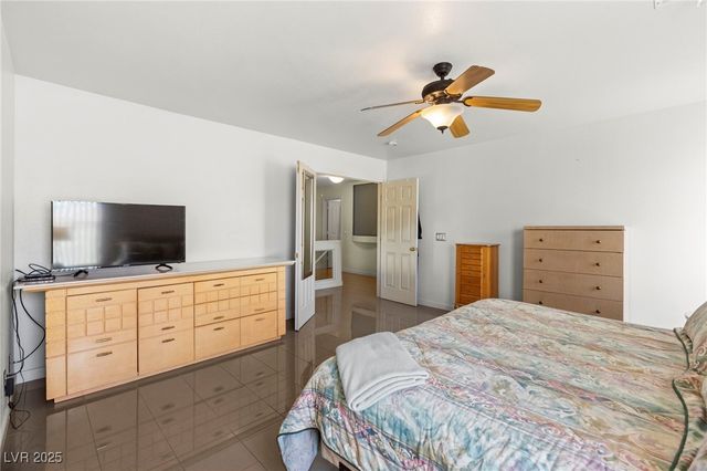 3805 Crema Court, Las Vegas, NV 89129