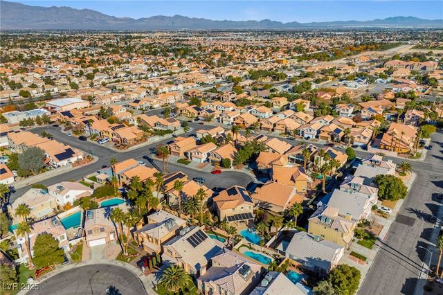 3805 Crema Court, Las Vegas, NV 89129