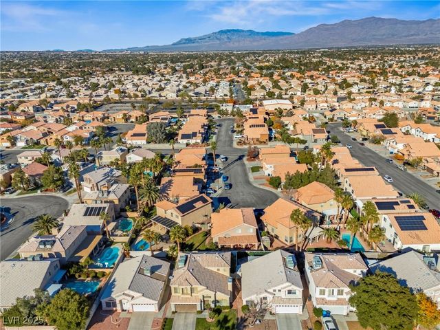 3805 Crema Court, Las Vegas, NV 89129