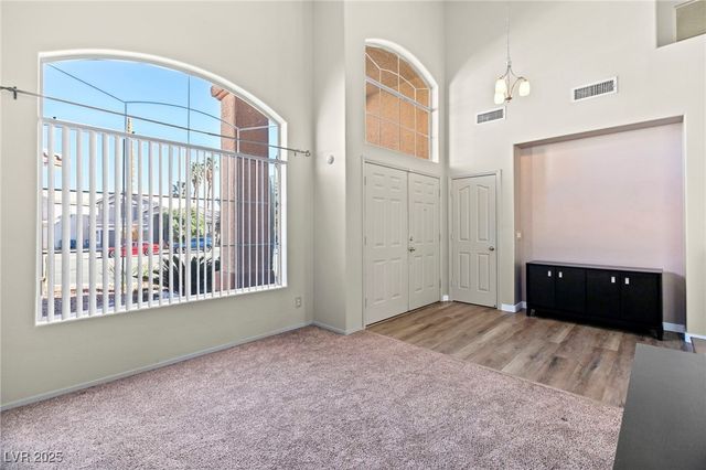 3805 Crema Court, Las Vegas, NV 89129