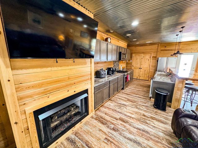 1960 Marion County Road 3636, Jefferson, TX 75657