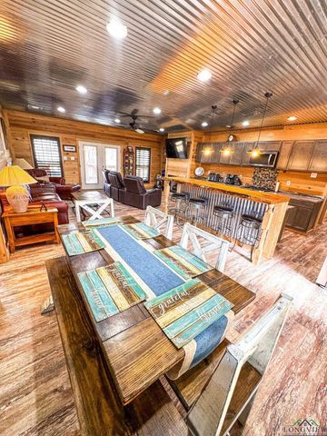 1960 Marion County Road 3636, Jefferson, TX 75657