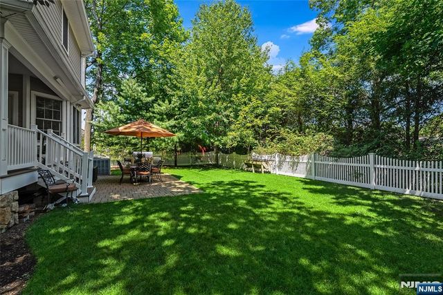 649 Shelton Road, Ridgewood, NJ 07450