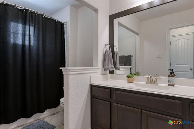 1531 Esser Crossing, New Braunfels, TX 78132