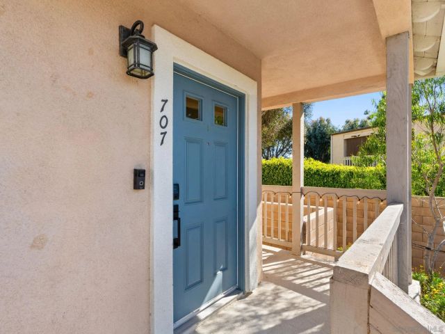 707 Magnolia Ave, Carlsbad, CA 92008