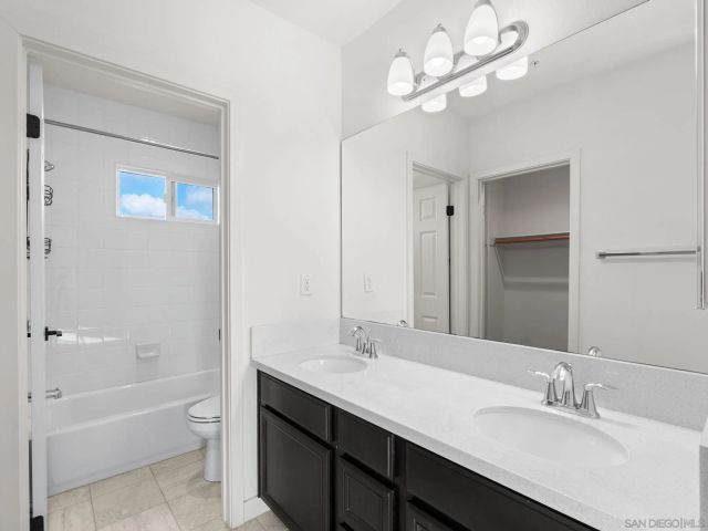 707 Magnolia Ave, Carlsbad, CA 92008