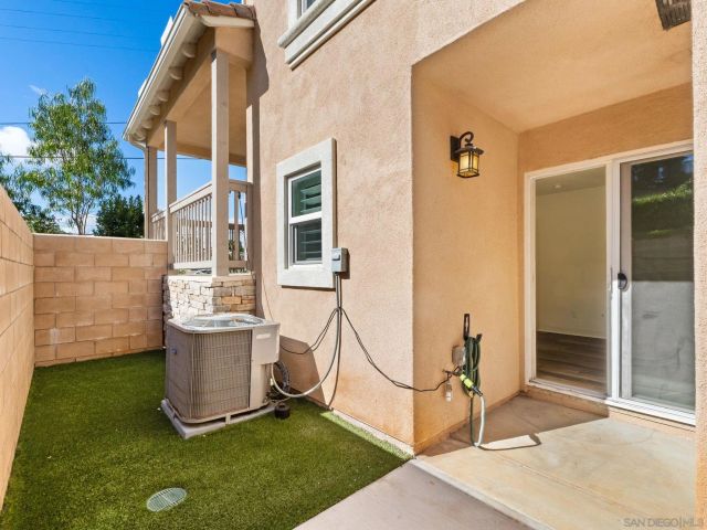 707 Magnolia Ave, Carlsbad, CA 92008
