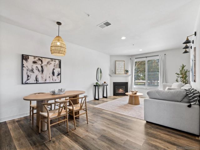 707 Magnolia Ave, Carlsbad, CA 92008