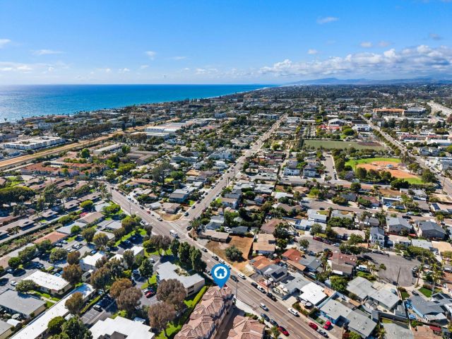 707 Magnolia Ave, Carlsbad, CA 92008