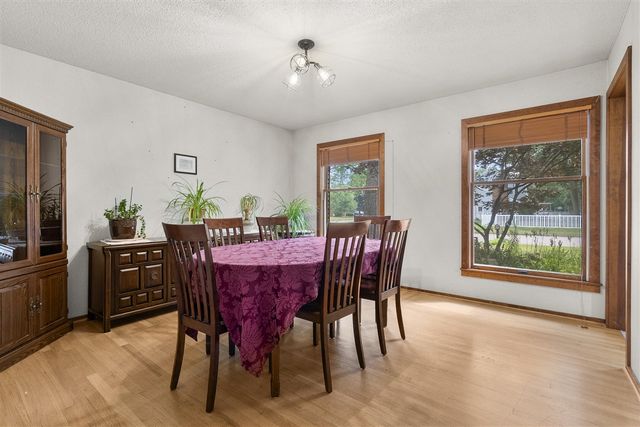 7534 Farmington Avenue, Kalamazoo, MI 49009