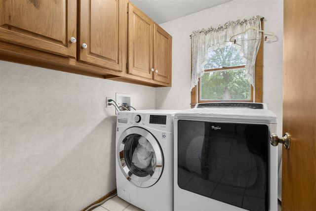 7534 Farmington Avenue, Kalamazoo, MI 49009