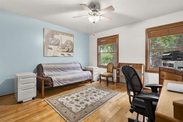 7534 Farmington Avenue, Kalamazoo, MI 49009