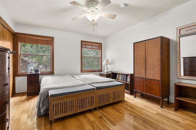 7534 Farmington Avenue, Kalamazoo, MI 49009