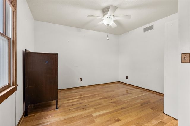7534 Farmington Avenue, Kalamazoo, MI 49009