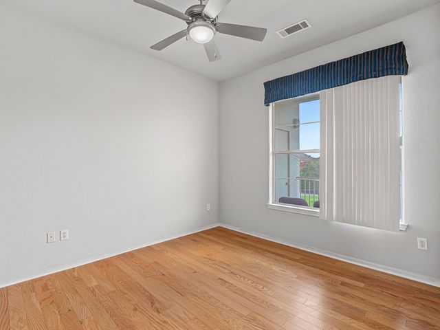 1441 East Street 315, Houston, TX 77007